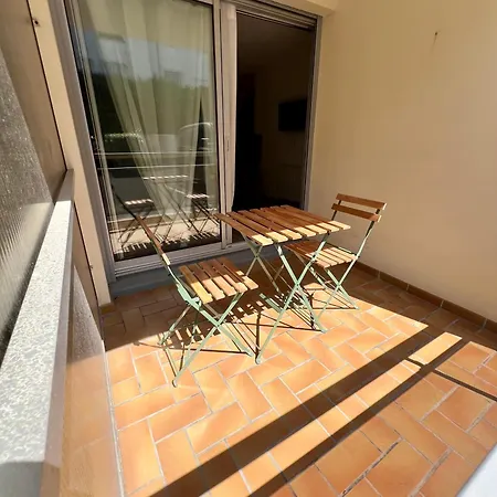 Pontaillac Beach Green Apartment