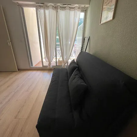 Pontaillac Beach Green Apartment *